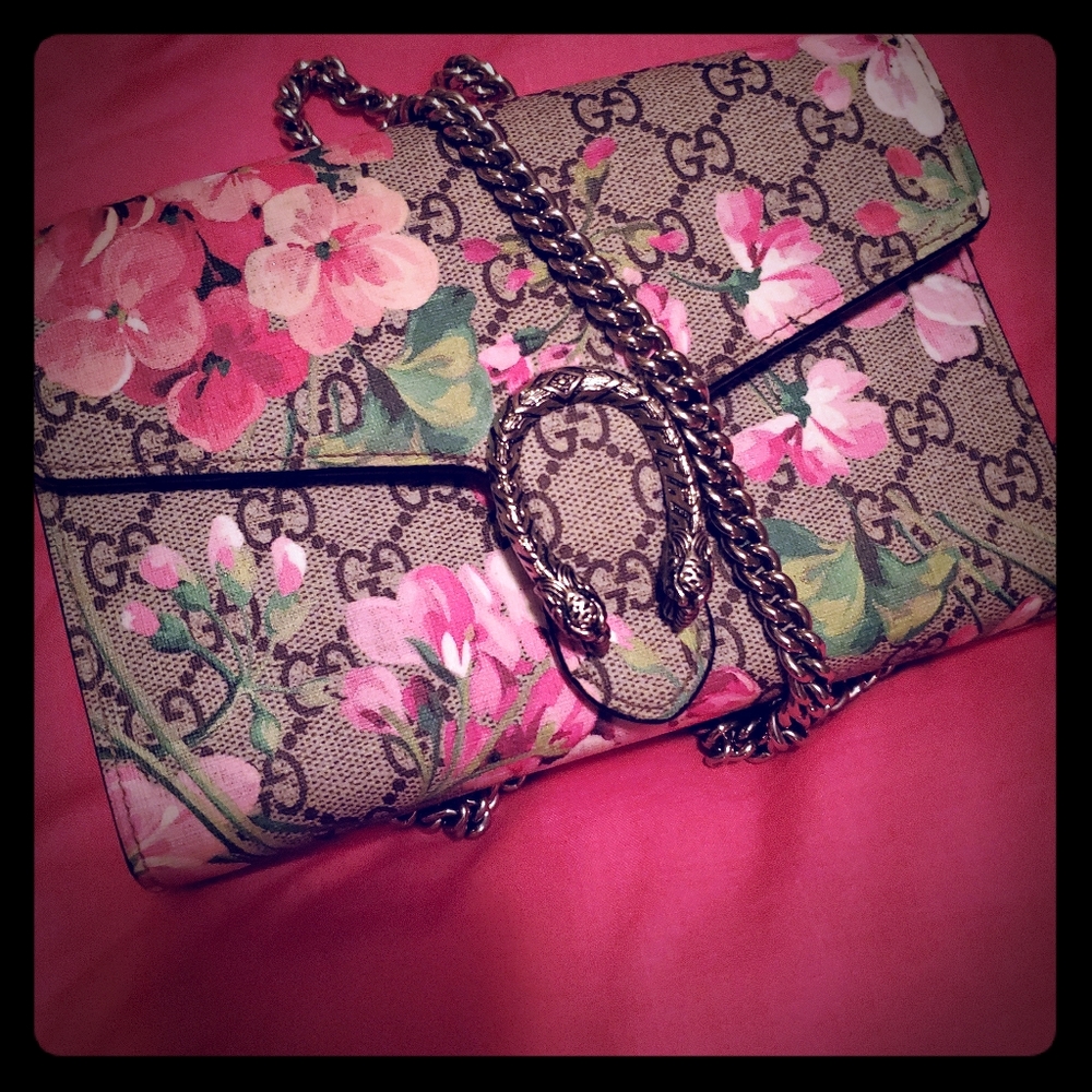 Gucci Shoulder Dionysus Chain Canvas Crossbody